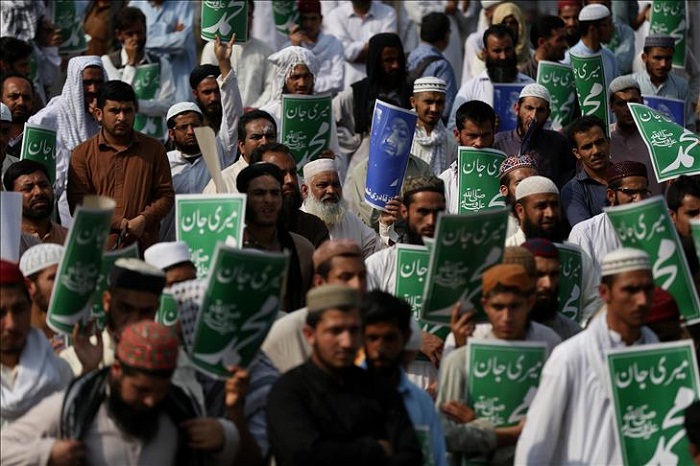 Pakistan: Protestations contre l`exécution de l`assassin du gouverneur de Pendjab